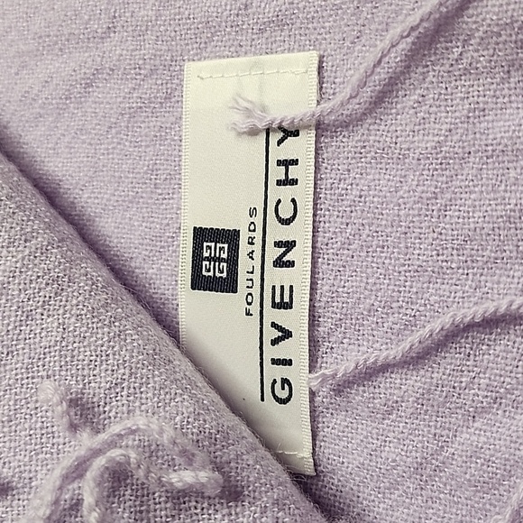 Givenchy Cashmere scarf 31x78 inches - Picture 4 of 9